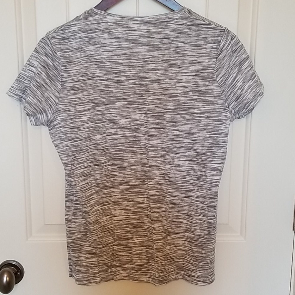 Croft & Barrow Classic Tee size L - Picture 2 of 5